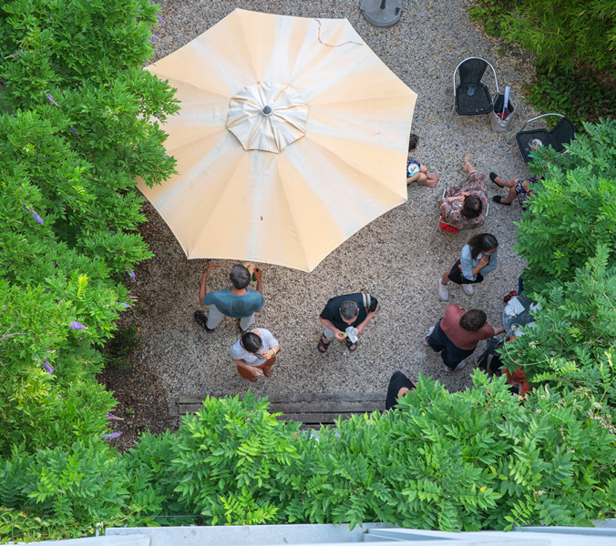 perspectiva GmbH Basel, Innenhof